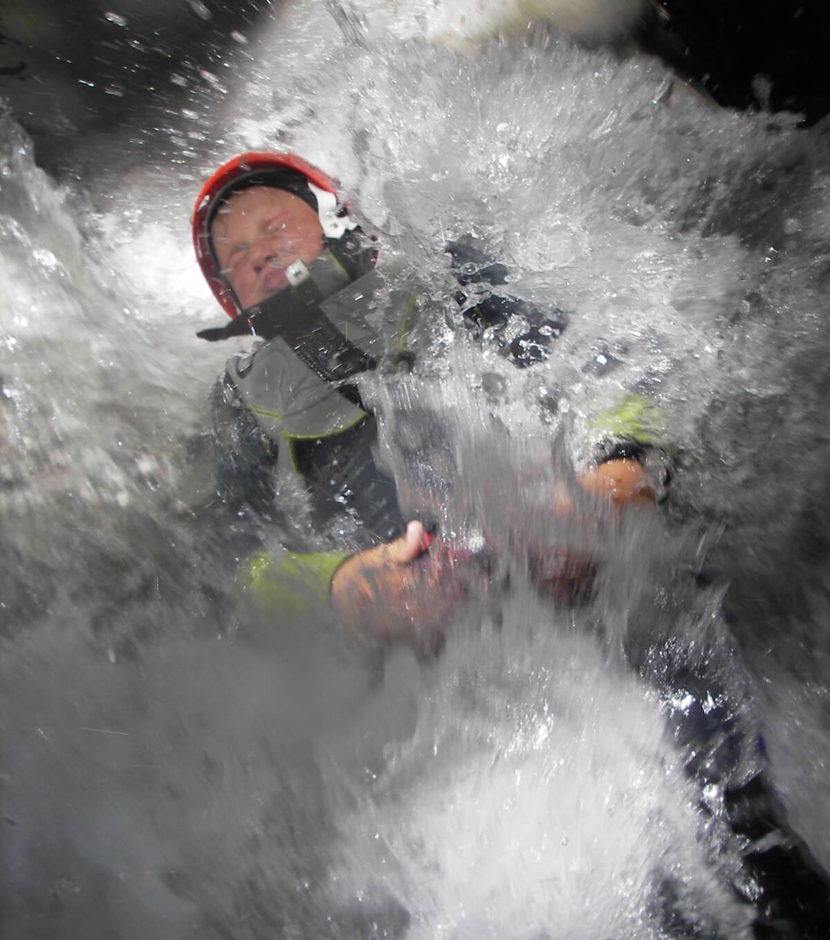 Canyoning rappel chute d'eau Chamonix